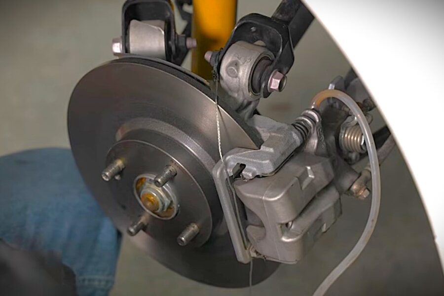 Video: A Brake Bleeding Walkthrough Tutorial